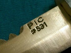 VINTAGE PIC #531 JAPAN FIXED BLADE HUNTING SKINNING FIGURAL FLOATING FISH FILET KNIFE KNIVES OLD