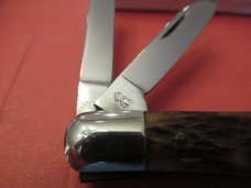 Queen 1979 Swell Center Brown Bone Whittler Queen 1979 Swell Center Brown Bone Whittler