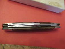 Queen 1979 Swell Center Brown Bone Whittler Queen 1979 Swell Center Brown Bone Whittler