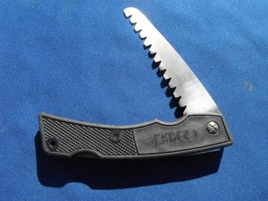 VINTAGE GERBER USA FOLDING LOCK-BACK SPORTS SAW CAMPING SAW WITH POUCH. MADE IN THE USA!!!