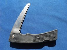 VINTAGE GERBER USA FOLDING LOCK-BACK SPORTS SAW CAMPING SAW WITH POUCH. MADE IN THE USA!!!