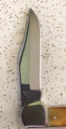 VINTAGE STAG KA-BAR “DOGS HEAD” UNION CUT CO OLEAN NY XII/77 1977 FOLDING HUNTER/POCKET KNIFE/NOS VINTAGE STAG KA-BAR “DOGS HEAD” UNION CUT CO OLEAN NY XII/77 1977 FOLDING HUNTER/POCKET KNIFE/NOS