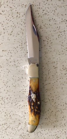 VINTAGE STAG KA-BAR “DOGS HEAD” UNION CUT CO OLEAN NY XII/77 1977 FOLDING HUNTER/POCKET KNIFE/NOS VINTAGE STAG KA-BAR “DOGS HEAD” UNION CUT CO OLEAN NY XII/77 1977 FOLDING HUNTER/POCKET KNIFE/NOS