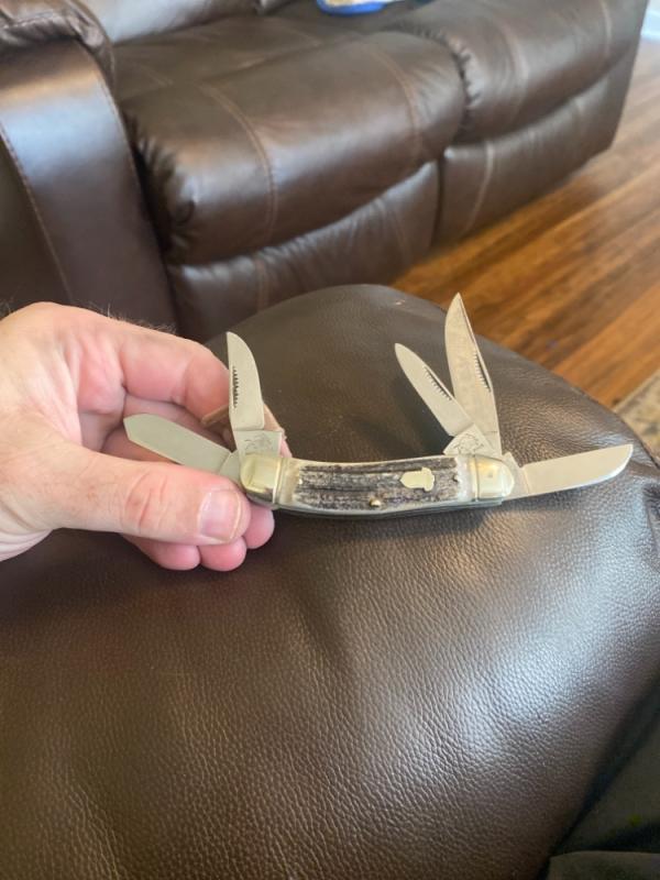 1984 Bulldog Brand Super Fat & Gnarly Stag Handles Sowbelly With 5 Blades And Fluted Bolsters 1984 Bulldog Brand Super Fat & Gnarly Stag Handles Sowbelly With 5 Blades And Fluted Bolsters