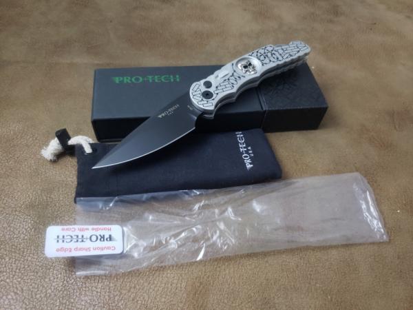Pro tech TR-5.62 1 of 300 shaw sterling skull