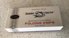 VINTAGE CASE XX 7197 1972 “CURLY MAPLE” “SHARK TOOTH” FOLDING LOCKBACK KNIFE/NOS/ “ BEAUTIFUL “