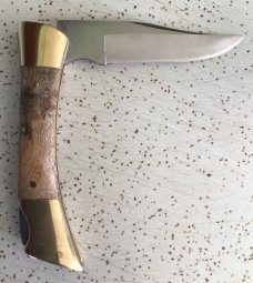 VINTAGE CASE XX 7197 1972 “CURLY MAPLE” “SHARK TOOTH” FOLDING LOCKBACK KNIFE/NOS/ “ BEAUTIFUL “