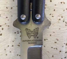 VINTAGE 1985 PACIFIC CUT CORP JAPAN “BALI SONG” INTERNATIONAL SERIES BUTTERFLY KNIFE/“SWEET PIECE” VINTAGE 1985 PACIFIC CUT CORP JAPAN “BALI SONG” INTERNATIONAL SERIES BUTTERFLY KNIFE/“SWEET PIECE”