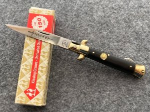 Kissing Crane Lockback Stiletto knife NOS