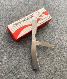 UNITED CUTLERY Mini Cane Cutter Knife. 