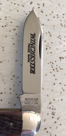 VINTAGE BONE WINCHESTER USA 1988 28801/2 SWELL CENTER EQUAL END POCKET KNIFE/NOS/“MINT to THE BONE” VINTAGE BONE WINCHESTER USA 1988 28801/2 SWELL CENTER EQUAL END POCKET KNIFE/NOS/“MINT to THE BONE”