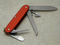 Victorinox Switzerland Stainless Rostfrei Red Alox Farmer Multi Tool Swiss Army Knife NIB Victorinox Switzerland Stainless Rostfrei Red Alox Farmer Multi Tool Swiss Army Knife NIB
