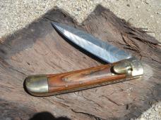 Beautiful Damascus Automatic Knife. Excellent condition, beautiful scales! Striking Damascus pattern Beautiful Damascus Automatic Knife. Excellent condition, beautiful scales! Striking Damascus pattern