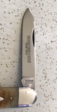 VINTAGE BONE CASE/WINCHESTER CLASSICS 1990 62091 LARGE SLEEVEBOARD POCKET KNIFE/NOS/HONEY SWEET PC VINTAGE BONE CASE/WINCHESTER CLASSICS 1990 62091 LARGE SLEEVEBOARD POCKET KNIFE/NOS/HONEY SWEET PC