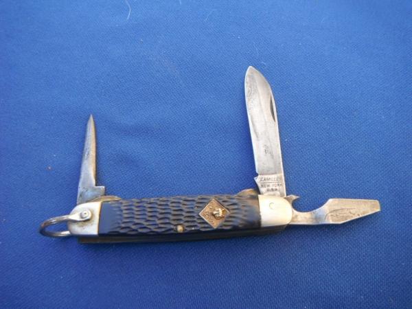 1970s Camillus Blue BSA Boy Scouts of America Cub Scout Folding Pocket Knife 1970s Camillus Blue BSA Boy Scouts of America Cub Scout Folding Pocket Knife