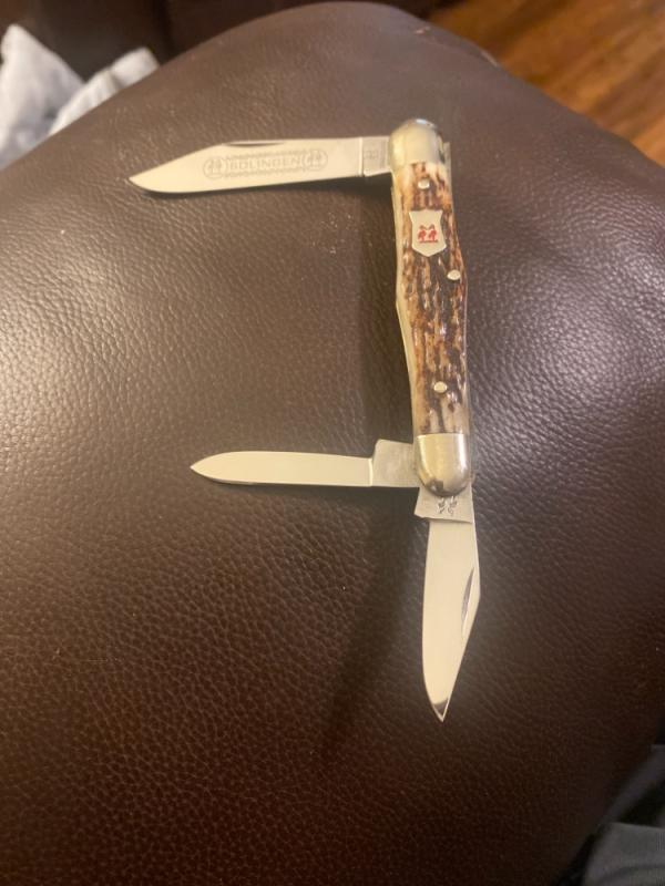 Kissing Crane Solingen Gernany 1981 2735XX Very Fat Stag Whittler With Three Blades & Sheild 