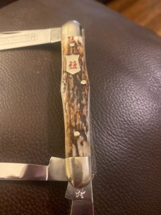 Kissing Crane Solingen Gernany 1981 2735XX Very Fat Stag Whittler With Three Blades & Sheild 