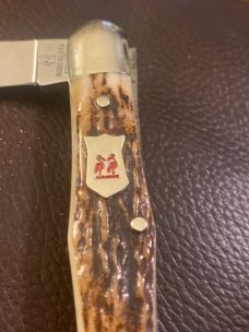 Kissing Crane Solingen Gernany 1981 2735XX Very Fat Stag Whittler With Three Blades & Sheild 