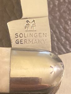Kissing Crane Solingen Gernany 1981 2735XX Very Fat Stag Whittler With Three Blades & Sheild 