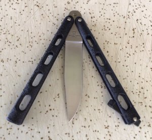 VINTAGE EDGE SWALLOWTAIL USA BUTTERFLY KNIFE/ “NEVER USED”/ BEAUTIFUL PIECE 