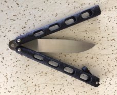 VINTAGE EDGE SWALLOWTAIL USA BUTTERFLY KNIFE/ “NEVER USED”/ BEAUTIFUL PIECE 