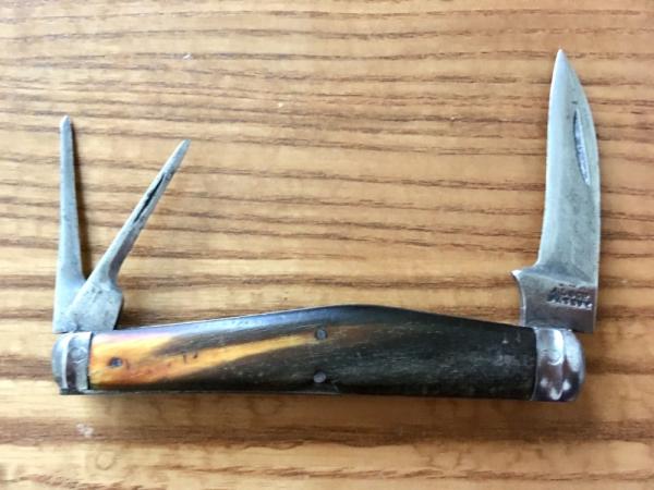Antique W (crown) R Alsop Patent English Whittler Knife Likely Wade & Butcher or Rodgers Antique W (crown) R Alsop Patent English Whittler Knife Likely Wade & Butcher or Rodgers