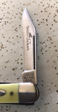 VINTAGE CAMILLUS NY USA #72 “YELLO-JAKET” WHITTLER POCKET KNIFE/NOS/“ 1st x OUT OF THE BOX “ VINTAGE CAMILLUS NY USA #72 “YELLO-JAKET” WHITTLER POCKET KNIFE/NOS/“ 1st x OUT OF THE BOX “