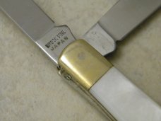 Parker Cut Co North Carolina Cutlery Club Medium Pearl Trapper Knife in Box Parker Cut Co North Carolina Cutlery Club Medium Pearl Trapper Knife in Box