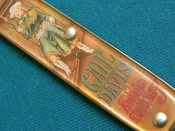VINTAGE USA GAIL DAVIS WESTERN COWBOY NOVELTY ADVERTISING FOLDING JACK POCKET KNIFE KNIVES OLD D