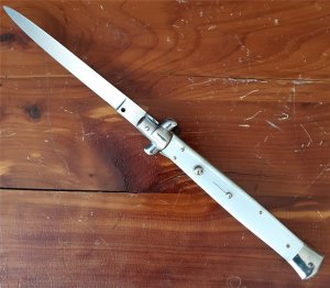 13" Pearlex Stiletto "B Rostfrei" Italy Mint/NOS