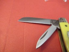 Camillus Yellow Jacket Congress  Model 712 