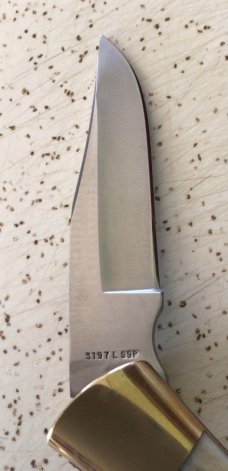 VINTAGE STAG CASE XX 1979 5197 L “SHARK TOOTH” LOCK BACK FOLDING HUNTING/POCKET KNIFE/NOS/“SWEET” VINTAGE STAG CASE XX 1979 5197 L “SHARK TOOTH” LOCK BACK FOLDING HUNTING/POCKET KNIFE/NOS/“SWEET”