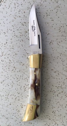VINTAGE STAG CASE XX 1979 5197 L “SHARK TOOTH” LOCK BACK FOLDING HUNTING/POCKET KNIFE/NOS/“SWEET” VINTAGE STAG CASE XX 1979 5197 L “SHARK TOOTH” LOCK BACK FOLDING HUNTING/POCKET KNIFE/NOS/“SWEET”