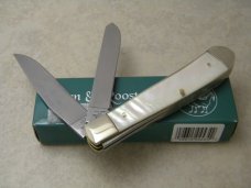 Hen and Rooster Bertram Cutlery Solingen Germany Stag 312-MOP Trapper Knife in Box Hen and Rooster Bertram Cutlery Solingen Germany Stag 312-MOP Trapper Knife in Box