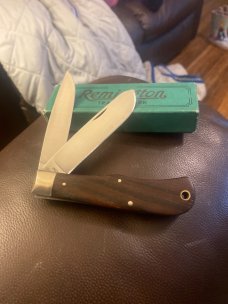 Remington Oct 88 R1128 Trapper Made Of Cocobolo Wood & Two Hand Honed 440 SS Blades Made In The USA Remington Oct 88 R1128 Trapper Made Of Cocobolo Wood & Two Hand Honed 440 SS Blades Made In The USA