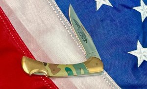 Vintage Parker Lock back Knife w/ Special Forces within a Flying Eagle Blade Etch -Nice one to carry