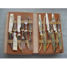 Vintage EXTREMELY RARE RARE (6)Stag Handle Exquisite Dessert/Pastry/Pie Forks & Knives Sets Vintage EXTREMELY RARE RARE (6)Stag Handle Exquisite Dessert/Pastry/Pie Forks & Knives Sets