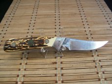 SCHRADE USA 162 DU WOLVERINE HIGH CARBON STEEL VINTAGE FIXED BLADE HUNTING KNIFE WITH STAGLON SCALES SCHRADE USA 162 DU WOLVERINE HIGH CARBON STEEL VINTAGE FIXED BLADE HUNTING KNIFE WITH STAGLON SCALES