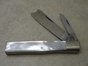 Fight'n Rooster Solingen Germany Pearl Tar Heel Cutlery Club 1980 Pillbuster Knife