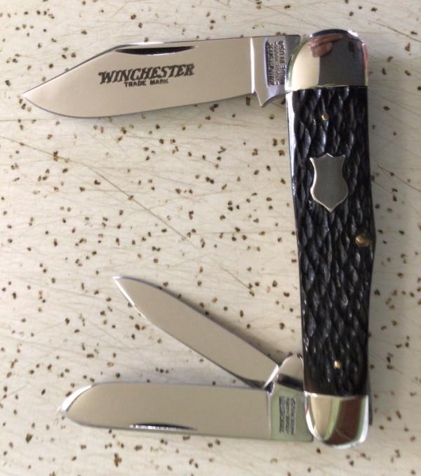 VINTAGE BONE WINCHESTER USA 1988 #3904 WHITTLER POCKET KNIFE/NOS/ “GORGEOUS PIECE “ VINTAGE BONE WINCHESTER USA 1988 #3904 WHITTLER POCKET KNIFE/NOS/ “GORGEOUS PIECE “
