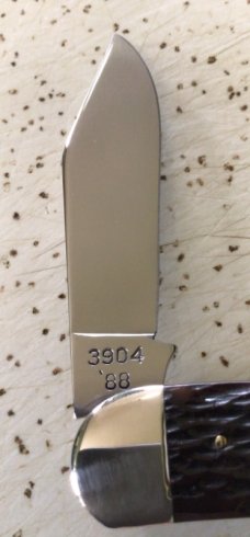 VINTAGE BONE WINCHESTER USA 1988 #3904 WHITTLER POCKET KNIFE/NOS/ “GORGEOUS PIECE “ VINTAGE BONE WINCHESTER USA 1988 #3904 WHITTLER POCKET KNIFE/NOS/ “GORGEOUS PIECE “