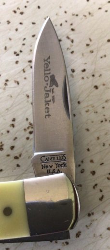 VINTAGE CAMILLUS USA #715 YELLO-JACKET LOCKBACK POCKET KNIFE/NOS/ “SWEET “ VINTAGE CAMILLUS USA #715 YELLO-JACKET LOCKBACK POCKET KNIFE/NOS/ “SWEET “
