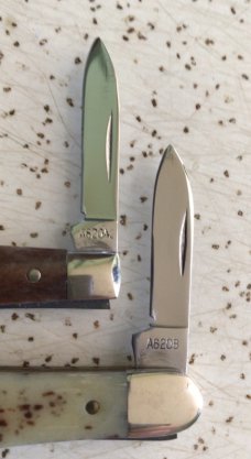 VINTAGE BONE CASE XX 1979 A62042 & 1981 A6208 “APPALOOSA” POCKET KNIVES/ SWEET PIECES VINTAGE BONE CASE XX 1979 A62042 & 1981 A6208 “APPALOOSA” POCKET KNIVES/ SWEET PIECES
