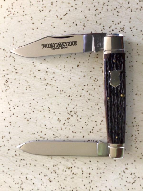VINTAGE BONE WINCHESTER USA 1988 #29131/2 “MOOSE” POCKET KNIFE/ NOS/ GORGEOUS PIECE VINTAGE BONE WINCHESTER USA 1988 #29131/2 “MOOSE” POCKET KNIFE/ NOS/ GORGEOUS PIECE