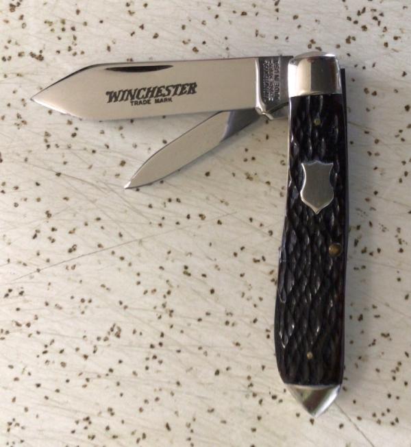 VINTAGE BONE WINCHESTER USA 1987 #2857 “SERPENTINE TEARDROP” KNIFE/NOS/ MINT 2 THE BONE VINTAGE BONE WINCHESTER USA 1987 #2857 “SERPENTINE TEARDROP” KNIFE/NOS/ MINT 2 THE BONE