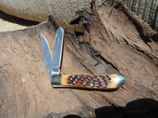 NOS/NIB Pine Knot mini trapper pocket knife Brown Jigged Bone #pk0007Br NOS/NIB Pine Knot mini trapper pocket knife Brown Jigged Bone #pk0007Br