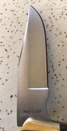 VINTAGE CASE XX P197 L “SHARKS TOOTH” “CURLY MAPLE” LOCKBACK FOLDING POCKET KNIFE/ SWEET SHARK MAN VINTAGE CASE XX P197 L “SHARKS TOOTH” “CURLY MAPLE” LOCKBACK FOLDING POCKET KNIFE/ SWEET SHARK MAN