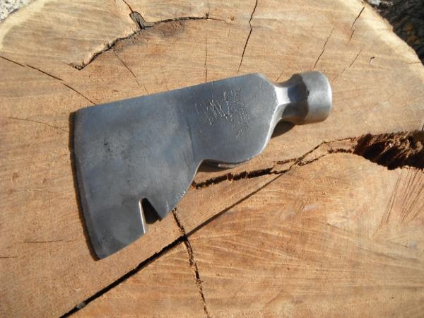 Vintage Winchester Hatchet, Axe,  Roofing or Carpenter's Hatchet. Original Winchester Ax /Axe !!!!