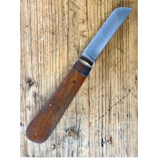 A Wright & Son "Farmer's Barlow with Rosewood Scales and Wharncliffe Blade A Wright & Son "Farmer's Barlow with Rosewood Scales and Wharncliffe Blade