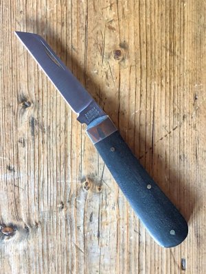 A Wright & Son Small Lambsfoot Knife with Ebony Scales and Lambsfoot Blade